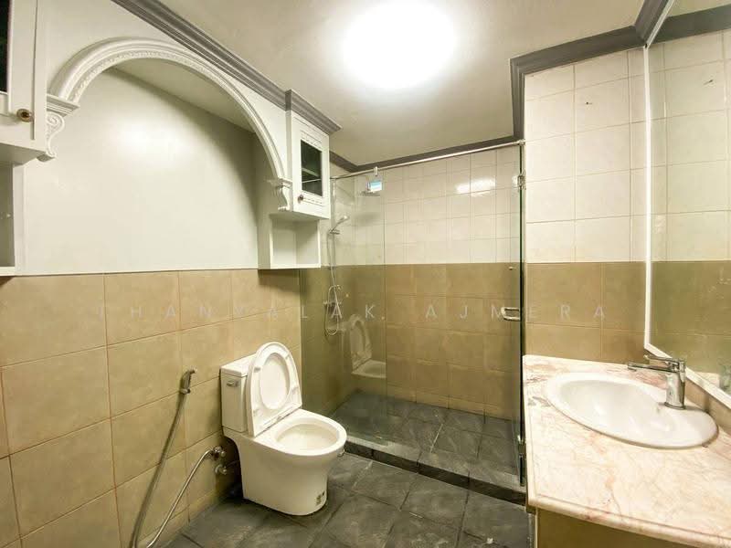 Asoke Towers, Bangkok, Sukhumvit 21 Road, Khlongtoei Nua, Watthana, Bangkok, 3 Bedrooms, 169 sqm, Condo For Sale, by Thanyalak Ajmera, 500554233 - DDproperty.com