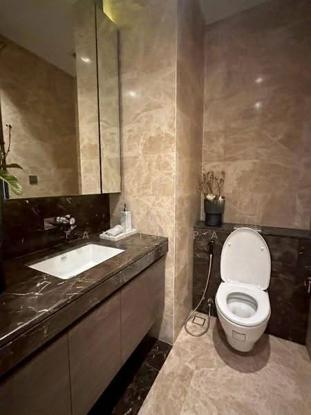 28 Chidlom, Bangkok, 28 Chit Lom Alley, Lumphini, Pathum Wan, Bangkok, 2 Bedrooms, 75 sqm, Condo For Rent, by Nat Tantirapan, 500554304 - DDproperty.com