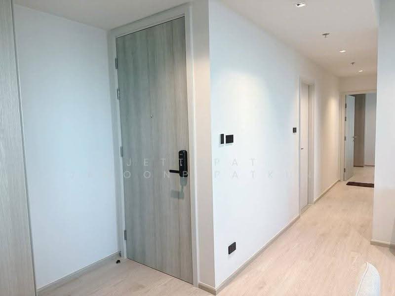 Reference Sathorn-Wongwianyai, Bangkok, Krung Thonburi 2 Alley, Bang Lam Phu Lang, Khlong San, Bangkok, 2 Bedrooms, 71 sqm, Condo For Sale, by Jettapat Jaroonpipatkun, 500554322 - DDproperty.com