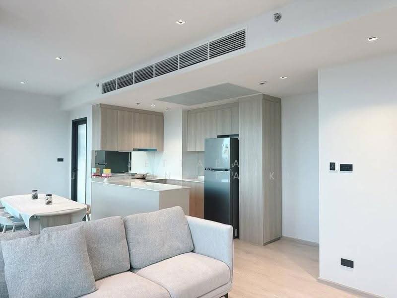 Reference Sathorn-Wongwianyai, Bangkok, Krung Thonburi 2 Alley, Bang Lam Phu Lang, Khlong San, Bangkok, 2 Bedrooms, 71 sqm, Condo For Sale, by Jettapat Jaroonpipatkun, 500554322 - DDproperty.com