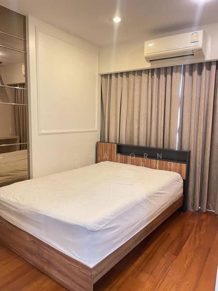 Silom Grand Terrace, Bangkok, Soi Saladaeng 2, Saladaeng Road, Silom, Bang Rak, Bangkok, 2 Bedrooms, 105 sqm, Condo For Rent, by Dechatorn Chichaiyang, 500554328 - DDproperty.com