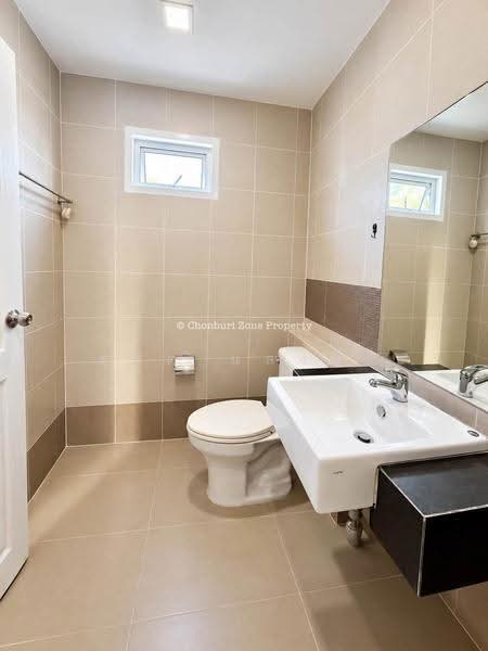 มาใหม่ ให้เช่า บ้านแฝด ม.ทริโอทาวน์ ไร่กล้วย ศรีราชา, chon-buri, Surasak, Si Racha, Chon Buri (Pattaya), 3 Bedrooms, 120 sqm, Semi-Detached House (Twin House) For Rent, by Dusit Saengfa, 500554335 - DDproperty.com