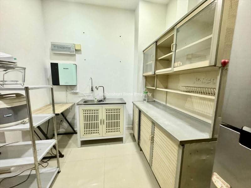 มาใหม่ ให้เช่า บ้านแฝด ม.ทริโอทาวน์ ไร่กล้วย ศรีราชา, chon-buri, Surasak, Si Racha, Chon Buri (Pattaya), 3 Bedrooms, 120 sqm, Semi-Detached House (Twin House) For Rent, by Dusit Saengfa, 500554335 - DDproperty.com