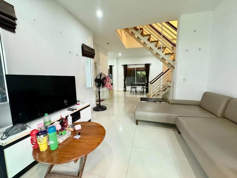 มาใหม่ ให้เช่า บ้านแฝด ม.ทริโอทาวน์ ไร่กล้วย ศรีราชา, chon-buri, Surasak, Si Racha, Chon Buri (Pattaya), 3 Bedrooms, 120 sqm, Semi-Detached House (Twin House) For Rent, by Dusit Saengfa, 500554335 - DDproperty.com