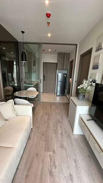 Rhythm Ekkamai Estate, Bangkok, Soi Sukhumvit 63, Khlongtoei Nua, Watthana, Bangkok, 1 Bedroom, 35 sqm, Condo For Rent, by Dechatorn Chichaiyang, 500554367 - DDproperty.com