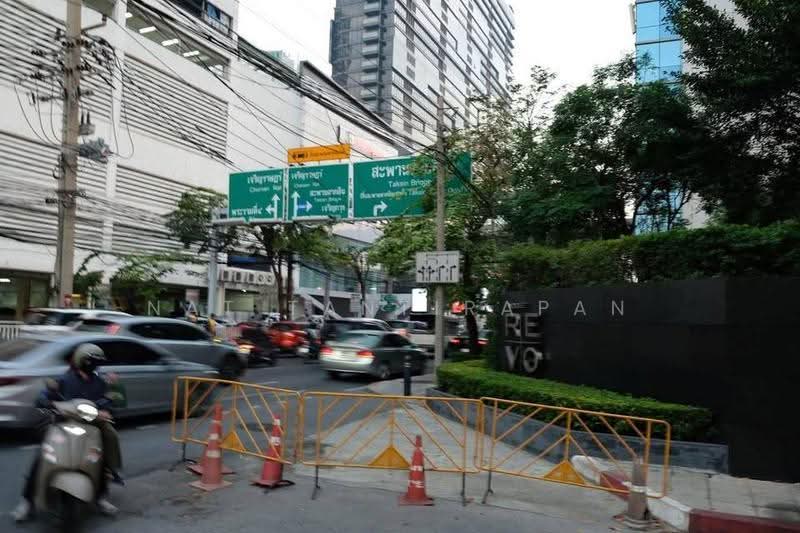 Noble Revo Silom : โนเบิล รีโว สีลม, กรุงเทพ, 88 ซอยสุรศักดิ์ ถนนสุรสักดิ์ แขวงสีลม เขตบางรัก จังหวัดกรุงเทพมหานคร, สีลม, บางรัก, กรุงเทพ, 32 ตร.ม., คอนโด ให้เช่า, โดย Nat Tantirapan, 500554368 - DDproperty.com