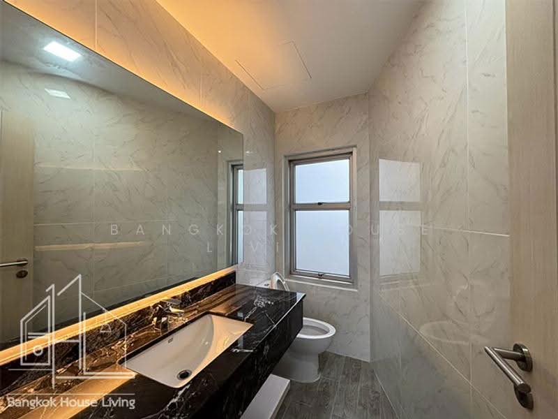 Raj Mansion, Bangkok, 31-33 Soi Sukhumvit 20, Khlong Toei, Bangkok, 4 Bedrooms, 380 sqm, Condo For Rent, by Bangkok House Living, 500554430 - DDproperty.com