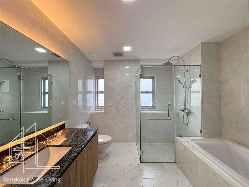 Raj Mansion, Bangkok, 31-33 Soi Sukhumvit 20, Khlong Toei, Bangkok, 4 Bedrooms, 380 sqm, Condo For Rent, by Bangkok House Living, 500554430 - DDproperty.com