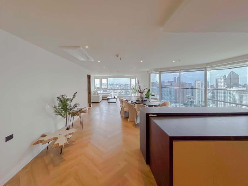 Sukhumvit Suite, Bangkok, 19 Soi Sukhumvit 13, Khlongtoei Nua, Watthana, Bangkok, 4 Bedrooms, 220 sqm, Condo For Sale, by Ailada Ngamsri, 500554500 - DDproperty.com