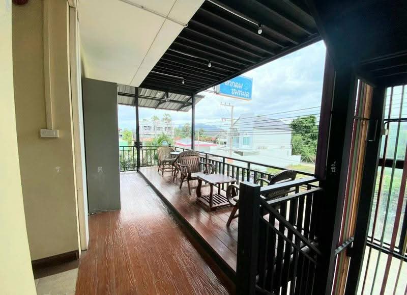 ทรัพย์พร้อมทำธุรกิจ ใกล้ชายหาดชะอำเพียง 120 ม. | 16 ห้องพัก | อาคาร คสล. 3 ชั้น | ที่ดิน 64.40 ตร.วา, เพชรบุรี, ชะอำ, เพชรบุรี, 152 ตร.ม., ตึกแถว-อาคารพาณิชย์ ขาย, โดย รชตวัน บุญประสิทธิ์, 500554505 - DDproperty.com
