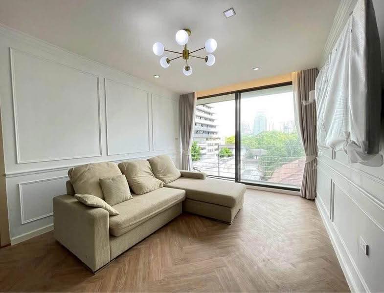 Noble Ambience Sarasin, Bangkok, Soi Sarasin, Sarasin Road, Lumphini, Pathum Wan, Bangkok, 1 Bedroom, 50 sqm, Condo For Rent, by Thanyalak Ajmera, 500554517 - DDproperty.com