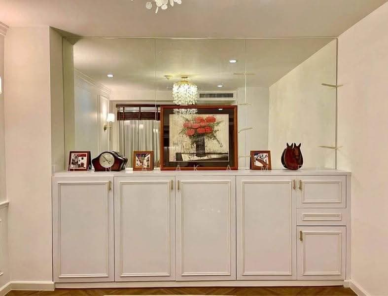 Noble Ambience Sarasin, Bangkok, Soi Sarasin, Sarasin Road, Lumphini, Pathum Wan, Bangkok, 1 Bedroom, 50 sqm, Condo For Rent, by Thanyalak Ajmera, 500554517 - DDproperty.com