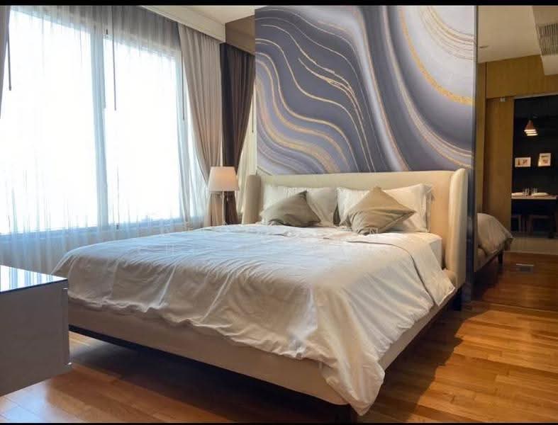 The Emporio Place, Bangkok, 93 Soi Sukhumvit 24, Sukhumvit Road, Khong Tan, Khlong Toei, Bangkok, 1 Bedroom, 48 sqm, Condo For Rent, by Dechatorn Chichaiyang, 500554525 - DDproperty.com