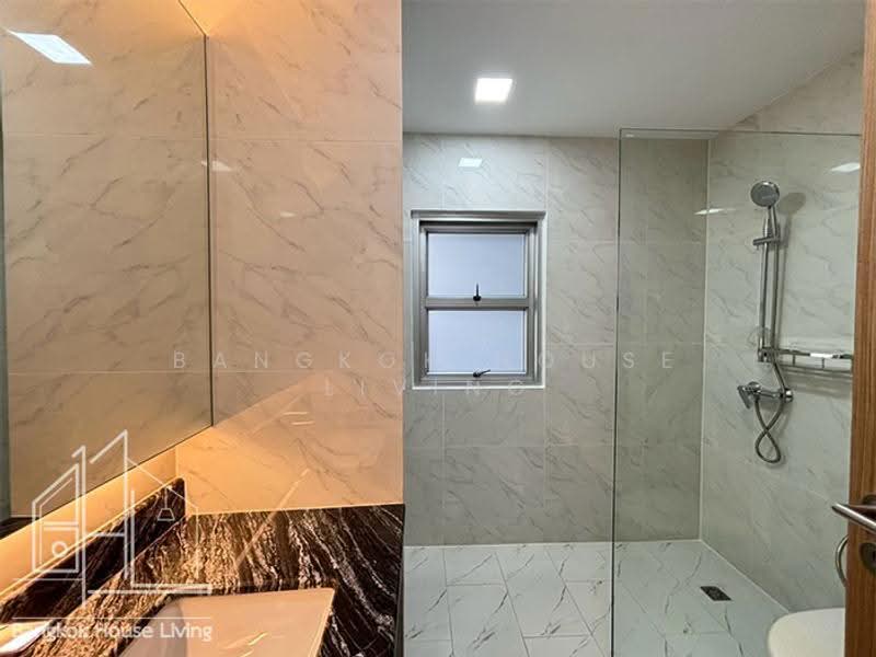 Raj Mansion, Bangkok, 31-33 Soi Sukhumvit 20, Khlong Toei, Bangkok, 4 Bedrooms, 380 sqm, Apartment For Rent, by Bangkok House Living, 500554540 - DDproperty.com