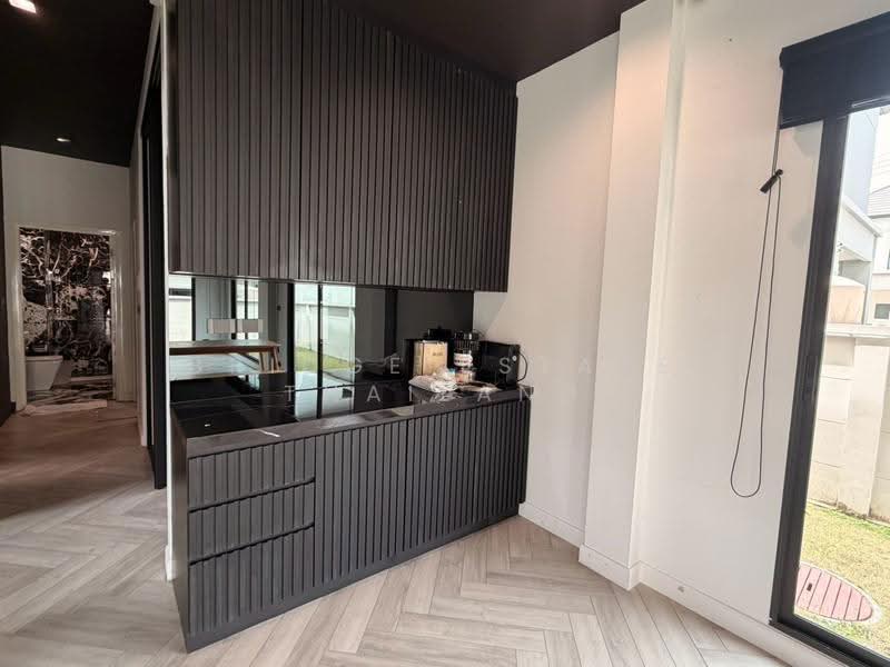 Bangkok Boulevard Ramintra-Watcharapol, Bangkok, Chatuchot Road, O-Ngoen, Sai Mai, Bangkok, 5 Bedrooms, 246 sqm, Single Detached House For Rent, by Bridge Estate Thailand, 500554560 - DDproperty.com
