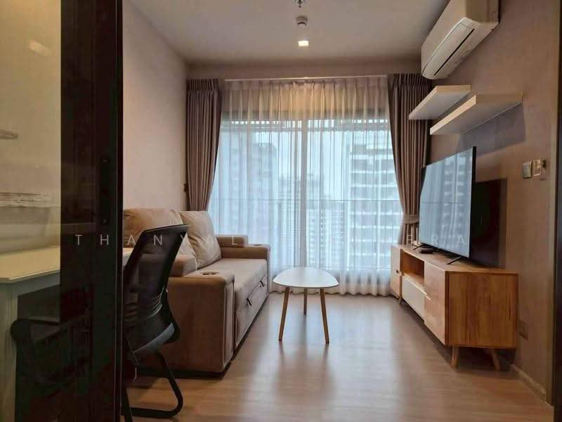 Life Asoke Hype, Bangkok, 339 Chaturathit Rd, Makkasan, Ratchathewi, Bangkok, 1 Bedroom, 32 sqm, Condo For Rent, by Thanyalak Ajmera, 500554566 - DDproperty.com