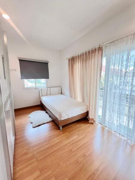Perfect Place Sukhumvit 77-Suvarnabhumi, Samut Prakan, Lat Krabang Road, Rachathewa, Bang Plee, Samut Prakan, 3 Bedrooms, 200 sqm, Single Detached House For Rent, by ณัฐวิชย์ จุลพันธ์, 500554567 - DDproperty.com