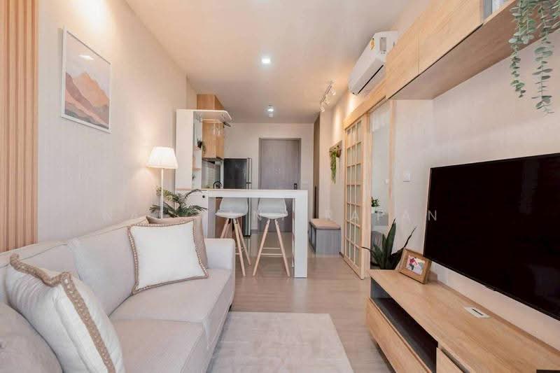 The Base Phetchaburi-Thonglor, Bangkok, Phetchaburi Rd, Bang Kapi, Huai Khwang, Bangkok, 1 Bedroom, 34 sqm, Condo For Rent, by Nat Tantirapan, 500554597 - DDproperty.com