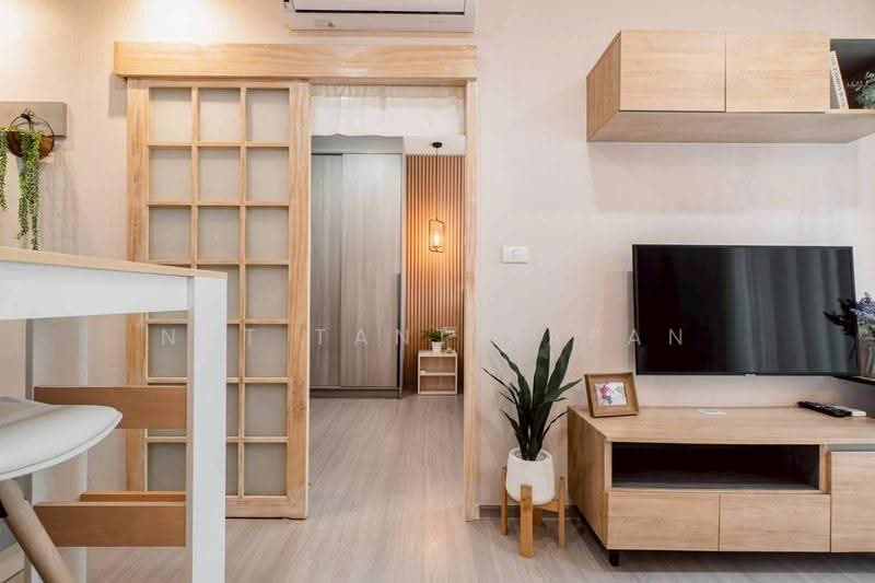 The Base Phetchaburi-Thonglor, Bangkok, Phetchaburi Rd, Bang Kapi, Huai Khwang, Bangkok, 1 Bedroom, 34 sqm, Condo For Rent, by Nat Tantirapan, 500554597 - DDproperty.com