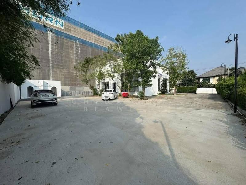 ที่ดินพร้อมอาคาร แบริ่ง 5 สุขุมวิท 107, สมุทรปราการ, สำโรงเหนือ, เมืองสมุทรปราการ, สมุทรปราการ, 1,404 ตร.ม., ที่ดิน ขาย, โดย Chidaphar Beawlek, 500554632 - DDproperty.com
