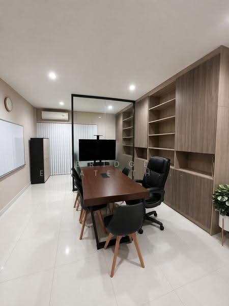 Workplace Petchkasem 81-2 : เวิร์คเพลส เพชรเกษม 81-2, กรุงเทพ, หนองค้างพลู, หนองแขม, กรุงเทพ, 175 ตร.ม., ตึกแถว-อาคารพาณิชย์ ขาย, โดย Bridge Estate Thailand, 500554645 - DDproperty.com