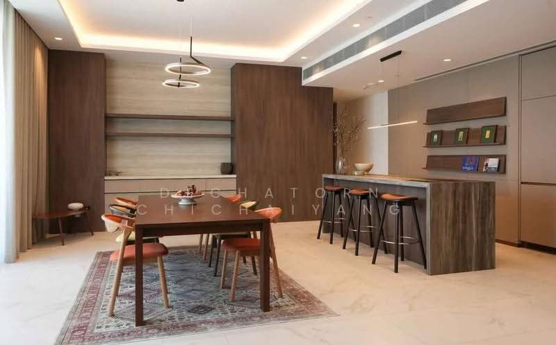 The Estelle Phrom Phong, Bangkok, 131 Soi Sukhumvit 26, Khong Tan, Khlong Toei, Bangkok, 4 Bedrooms, 230 sqm, Condo For Rent, by Dechatorn Chichaiyang, 500554665 - DDproperty.com
