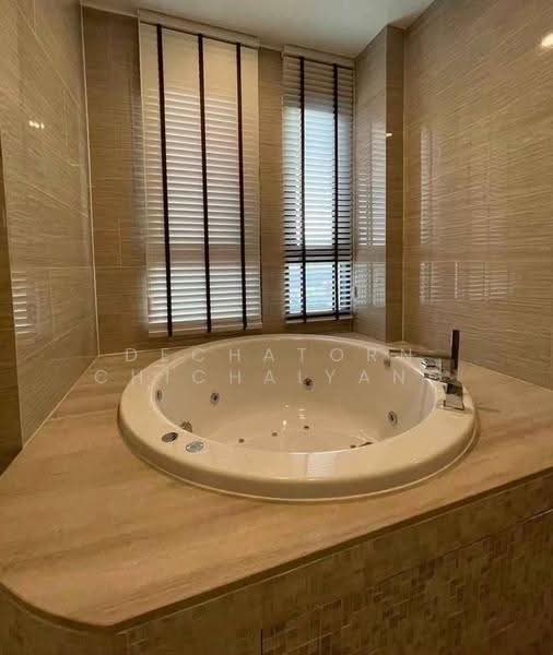 Whizdom Essence, Bangkok, 5 Piyabutr 1 Alley, Bang Chak, Phra Khanong, Bangkok, 4 Bedrooms, 202 sqm, Condo For Rent, by Dechatorn Chichaiyang, 500554676 - DDproperty.com