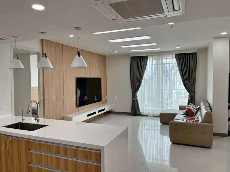 The Empire Place, Bangkok, 88 Narathiwatratchanakharin Road, Thung Maha Mek, Sathon, Bangkok, 3 Bedrooms, 183 sqm, Condo For Rent, by Thanyalak Ajmera, 500554708 - DDproperty.com