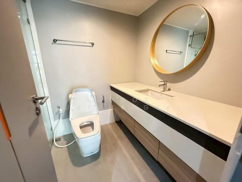 Baan Phrom Phong, Bangkok, Soi Sukhumvit 39, Khlong Tan Nua, Watthana, Bangkok, 3 Bedrooms, 209 sqm, Condo For Rent, by Sompob Buaparungsri, 500554732 - DDproperty.com