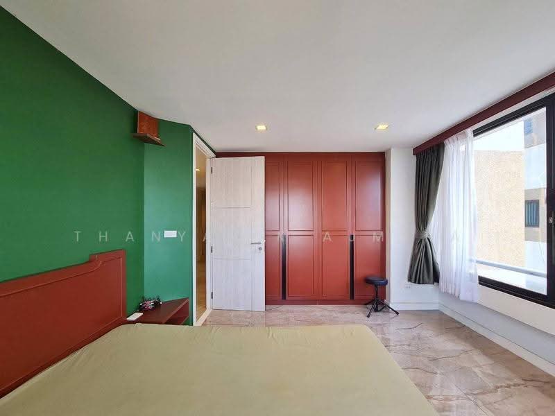 Asoke Towers, Bangkok, Sukhumvit 21 Road, Khlongtoei Nua, Watthana, Bangkok, 3 Bedrooms, 177 sqm, Condo For Sale, by Thanyalak Ajmera, 500554749 - DDproperty.com