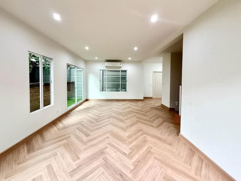 Passorn Pride Srinakarin-Namdaeng, Samut Prakan, Srinakarin Road, Bang Kaeo, Bang Plee, Samut Prakan, 3 Bedrooms, 135 sqm, Single Detached House For Sale, by วรเมธ นิลสุวรรณ, 500554752 - DDproperty.com