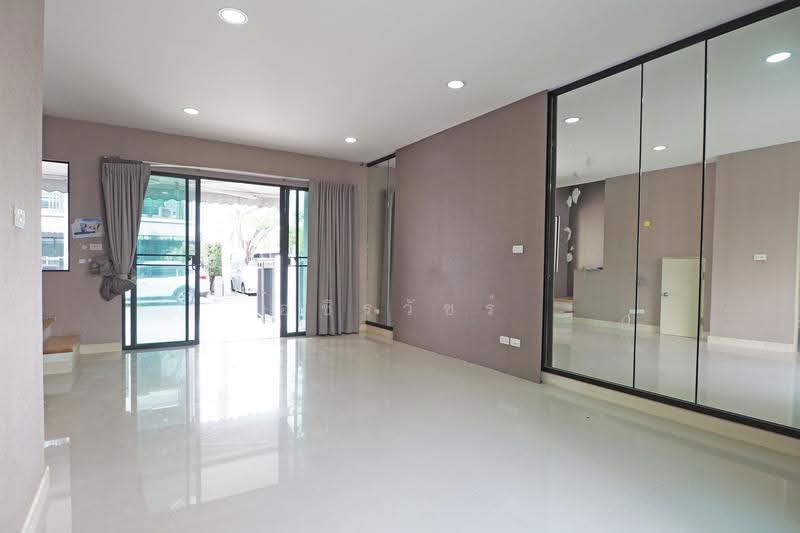 Baan Klang Muang Rama 9-Ramkhmahaeng : บ้านกลางเมือง พระราม 9-รามคำแหง, กรุงเทพ, ซอย รามคำแหง 39, พลับพลา, วังทองหลาง, กรุงเทพ, 149 ตร.ม., ทาวน์เฮ้าส์ ขาย, โดย อชิรวัชร์, 500554771 - DDproperty.com