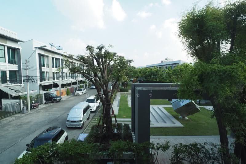 Baan Klang Muang Rama 9-Ramkhmahaeng, Bangkok, Soi Ramkhamhaeng 39, Phlapphla, Wang Thonglang, Bangkok, 3 Bedrooms, 149 sqm, Townhouse For Sale, by อชิรวัชร์, 500554771 - DDproperty.com