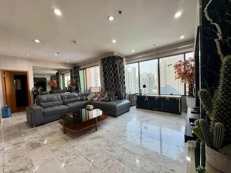 The Emporio Place, Bangkok, 93 Soi Sukhumvit 24, Sukhumvit Road, Khong Tan, Khlong Toei, Bangkok, 2 Bedrooms, 104 sqm, Condo For Sale, by Nat Tantirapan, 500554843 - DDproperty.com
