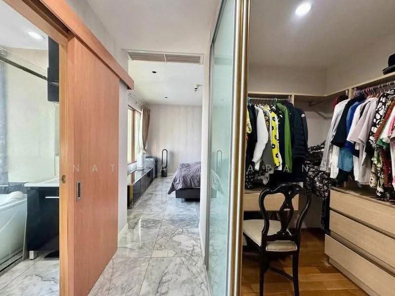 The Emporio Place, Bangkok, 93 Soi Sukhumvit 24, Sukhumvit Road, Khong Tan, Khlong Toei, Bangkok, 2 Bedrooms, 104 sqm, Condo For Sale, by Nat Tantirapan, 500554843 - DDproperty.com