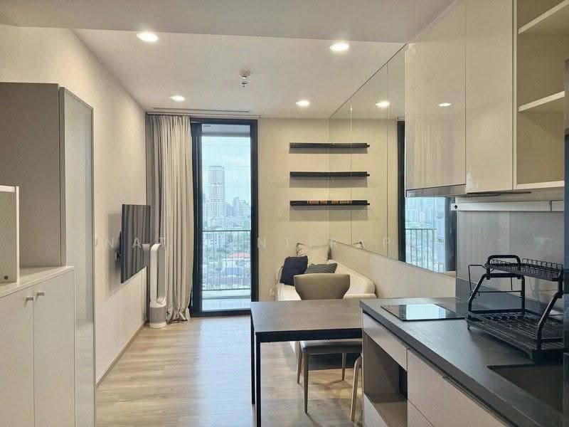 Oka Haus Sukhumvit 36, Bangkok, 3399 Rama 4 Road, Khong Tan, Khlong Toei, Bangkok, 1 Bedroom, 34 sqm, Condo For Sale, by Nat Tantirapan, 500554849 - DDproperty.com