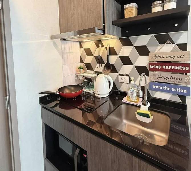 The Base Phetchaburi-Thonglor, Bangkok, Phetchaburi Rd, Bang Kapi, Huai Khwang, Bangkok, 1 Bedroom, 30 sqm, Condo For Rent, by Dechatorn Chichaiyang, 500554858 - DDproperty.com