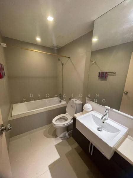 Noble Remix, Bangkok, 772 Soi Sukhumvit 36, Sukhumvit Road, Khong Tan, Khlong Toei, Bangkok, 1 Bedroom, 43 sqm, Condo For Rent, by Dechatorn Chichaiyang, 500554894 - DDproperty.com