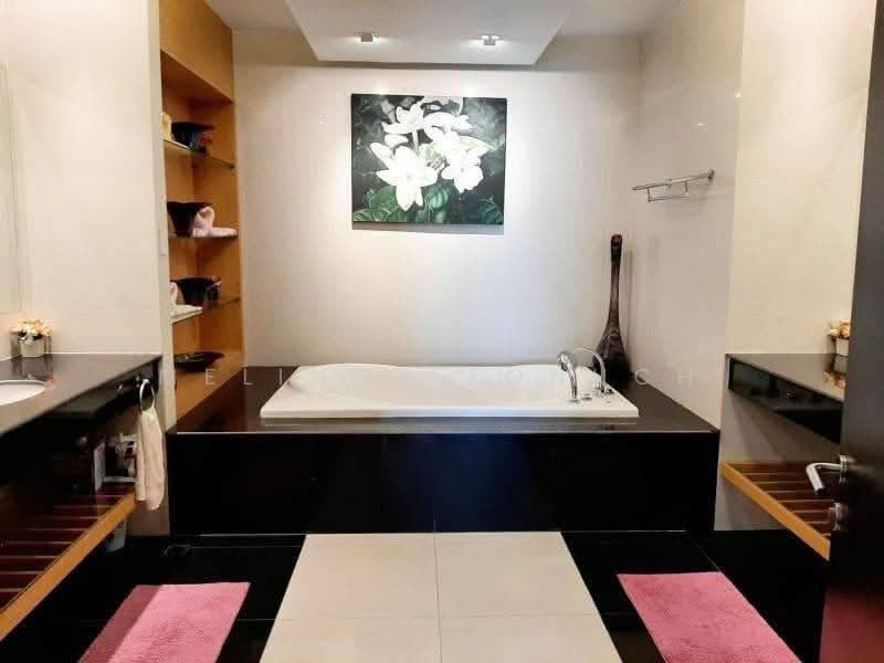 Sea Saran Condominium, Chon Buri (Pattaya), 190 Moo 2 Bangsaray, Bang Sa-re, Sattahip, Chon Buri (Pattaya), 3 Bedrooms, 268 sqm, Condo For Sale, by Melinda Lonuch, 500554902 - DDproperty.com