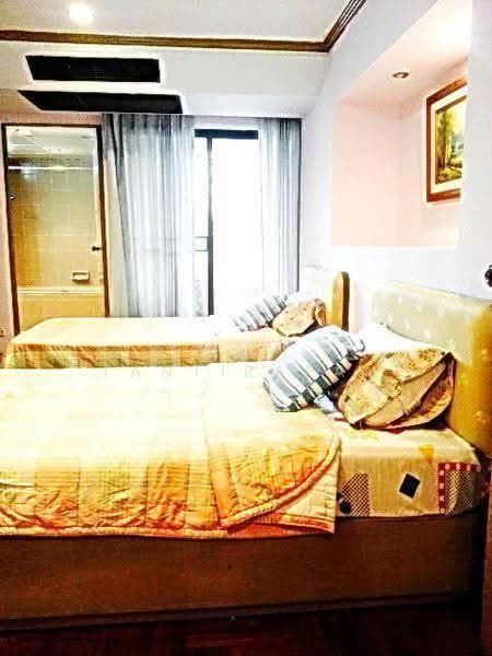 Prestige Towers, Bangkok, 168 Soi Sukhumvit 23, Khlongtoei Nua, Watthana, Bangkok, 3 Bedrooms, 174 sqm, Condo For Sale, by Nat Tantirapan, 500554923 - DDproperty.com