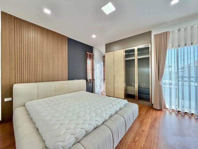 ขายบ้านเดี่ยว 2 ชั้น ใกล้เมืองเชียงใหม่ สภาพใหม่ ตกแต่ง Built-in พร้อมเฟอร์ครบ เข้าอยู่ได้ที, Chiang Mai, San Sai Luang, San Sai, Chiang Mai, 3 Bedrooms, 140 sqm, Single Detached House For Sale, by ERA Thailand, 500554961 - DDproperty.com