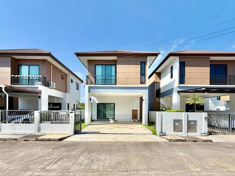 ขายบ้านเดี่ยว 2 ชั้น ใกล้เมืองเชียงใหม่ สภาพใหม่ ตกแต่ง Built-in พร้อมเฟอร์ครบ เข้าอยู่ได้ที, Chiang Mai, San Sai Luang, San Sai, Chiang Mai, 3 Bedrooms, 140 sqm, Single Detached House For Sale, by ERA Thailand, 500554961 - DDproperty.com