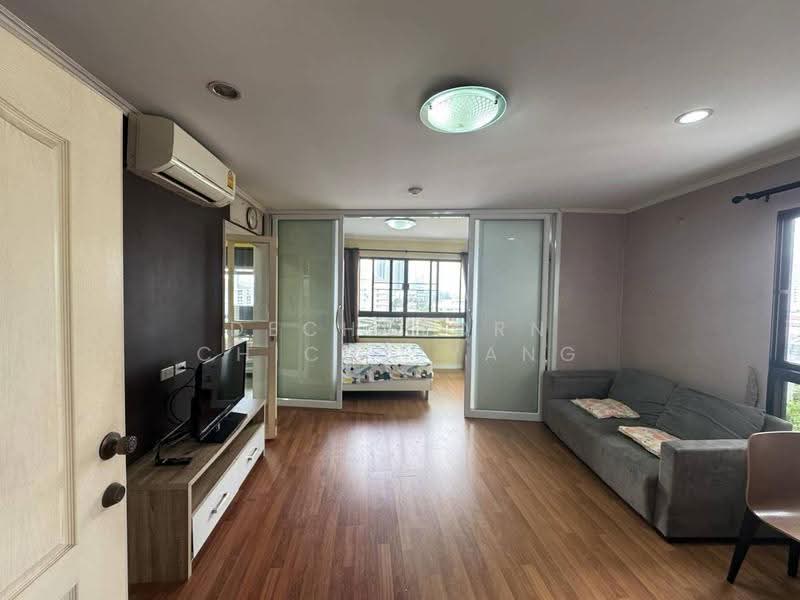 Lumpini Place Narathiwas 24, Bangkok, Sathu Pradit 19 Alley 3, Chong Nonsi, Yan Nawa, Bangkok, 1 Bedroom, 33 sqm, Condo For Sale, by Dechatorn Chichaiyang, 500554973 - DDproperty.com
