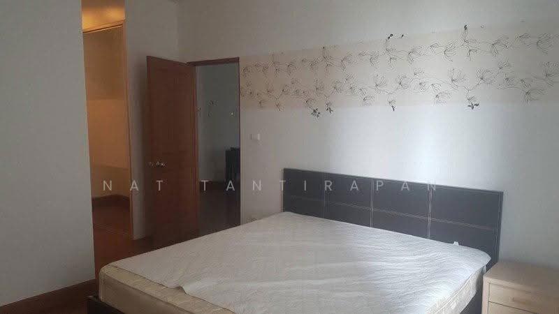 Siri Residence, Bangkok, 21 Soi Sukhumvit 24, Khong Tan, Khlong Toei, Bangkok, 2 Bedrooms, 94 sqm, Condo For Sale, by Nat Tantirapan, 500554989 - DDproperty.com