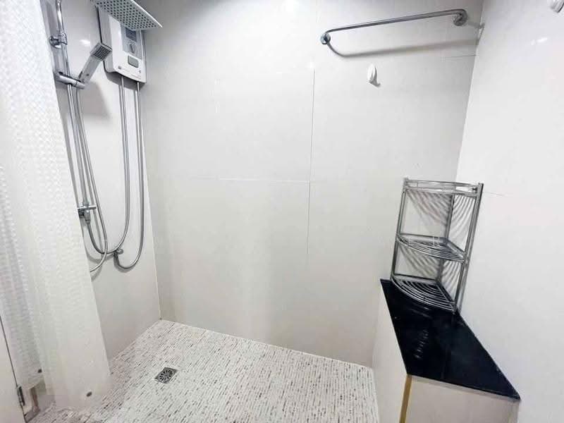 Life @ Ratchada-Huai Khwang, Bangkok, 189 Pracharatbamphen Road, Huai Khwang, Bangkok, 2 Bedrooms, 55 sqm, Condo For Rent, by Thanyalak Ajmera, 500555031 - DDproperty.com