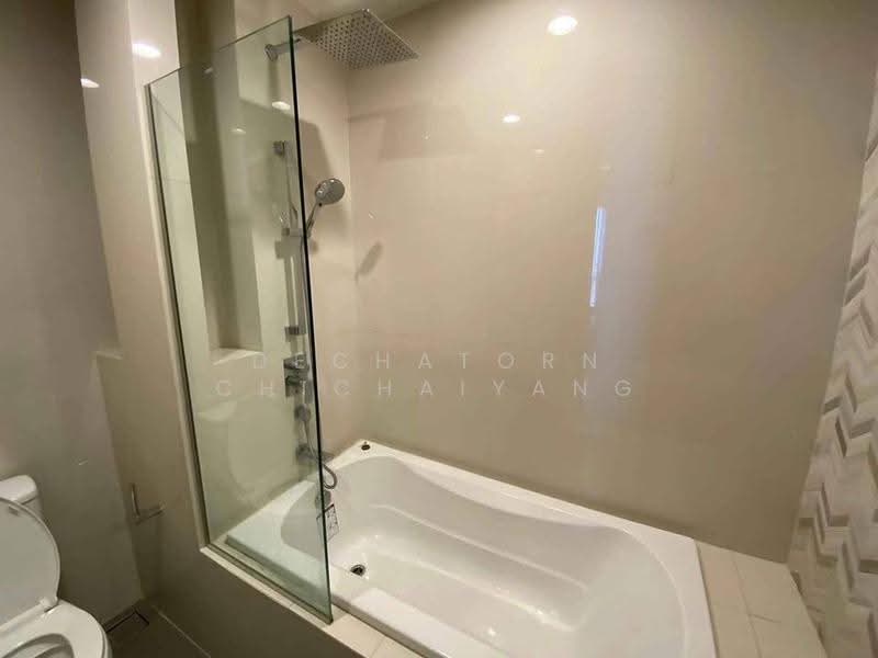 Oka Haus Sukhumvit 36, bangkok, 3399 Rama 4 Road, Khong Tan, Khlong Toei, Bangkok, 1 Bedroom, 35 sqm, Condo For Rent, by Dechatorn Chichaiyang, 500555052 - DDproperty.com