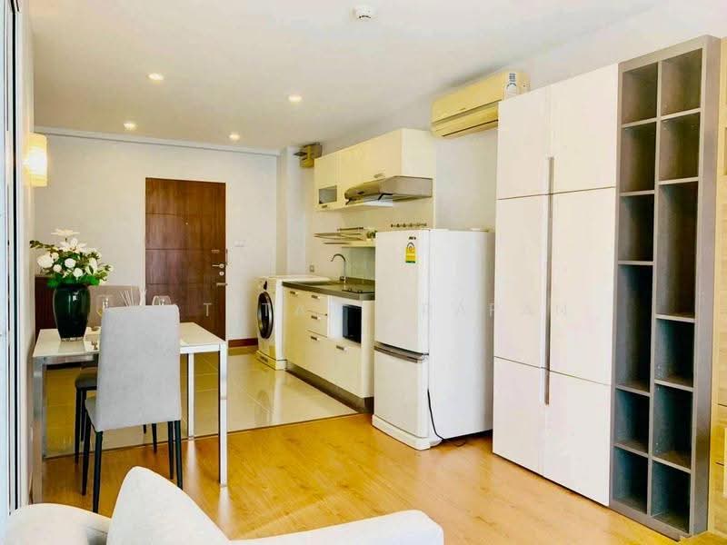 Tourmaline Gold Sathorn-Taksin, Bangkok, 14 Charoen Nakhon Rd, Khlong Ton Sai, Khlong San, Bangkok, 1 Bedroom, 41 sqm, Condo For Sale, by Nat Tantirapan, 500555055 - DDproperty.com