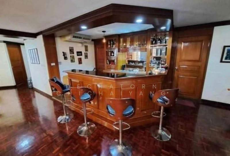 Tai Ping Towers, Bangkok, 582 Soi Sukhumvit 63, Khlong Tan Nua, Watthana, Bangkok, 4 Bedrooms, 252 sqm, Condo For Rent, by Dechatorn Chichaiyang, 500555060 - DDproperty.com