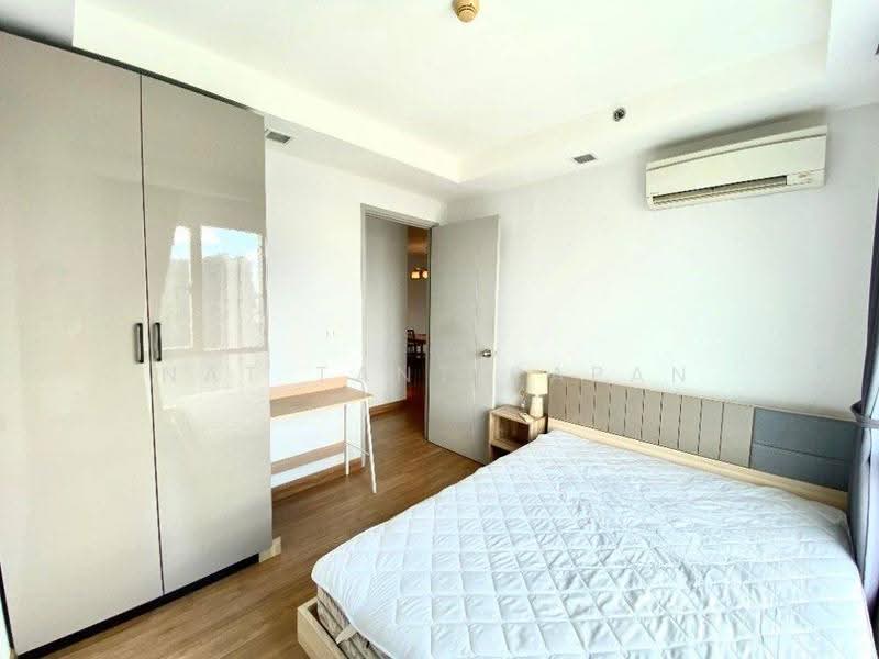 Thru Thonglor, Bangkok, Petchaburi Road, Bang Kapi, Huai Khwang, Bangkok, 2 Bedrooms, 66 sqm, Condo For Sale, by Nat Tantirapan, 500555078 - DDproperty.com