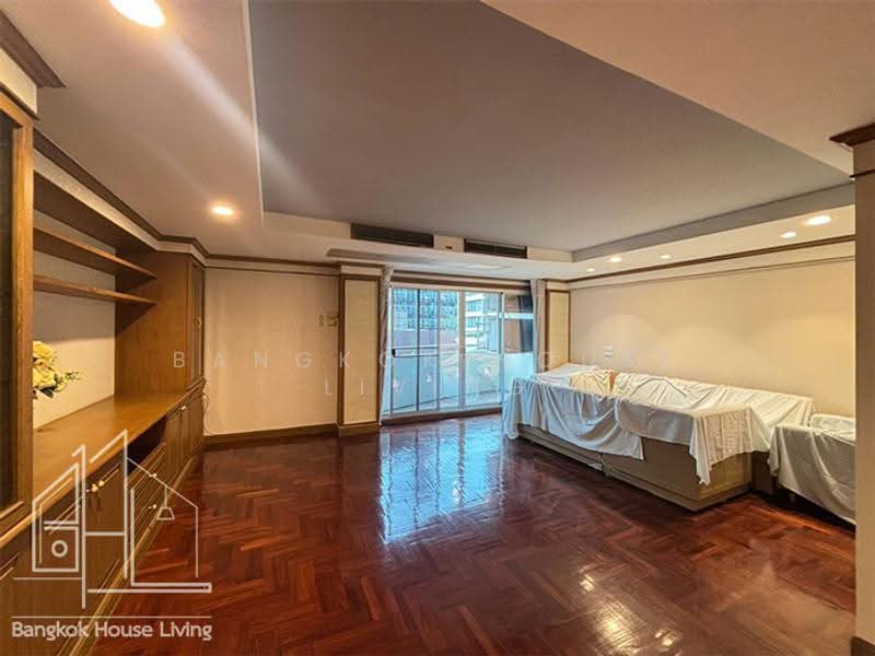 33 Residence, Bangkok, 92 Sukhumvit 33 Alley, Khlong Tan Nua, Watthana, Bangkok, 2 Bedrooms, 140 sqm, Condo For Rent, by Bangkok House Living, 500555096 - DDproperty.com